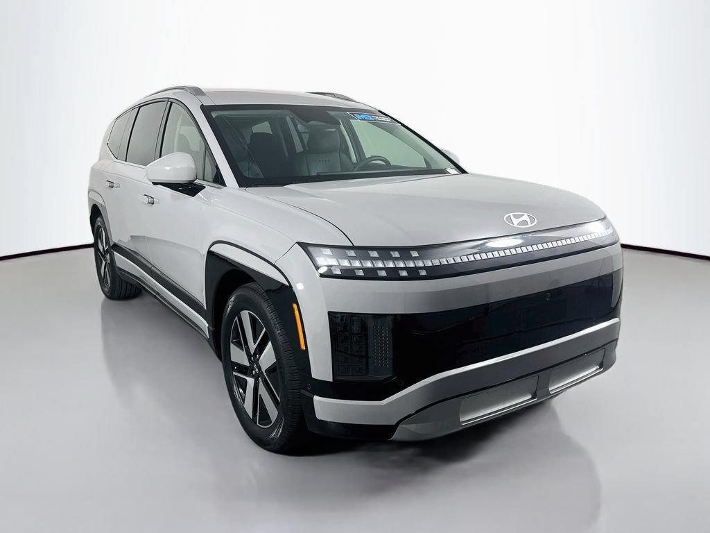 Certified 2026 Hyundai Ioniq 9 SEL AWD/4WD image 3