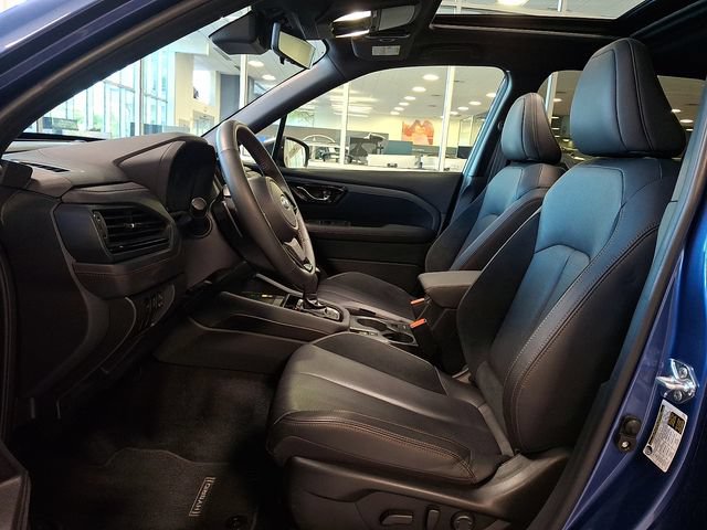 Used 2025 Subaru Forester Touring AWD/4WD image 13