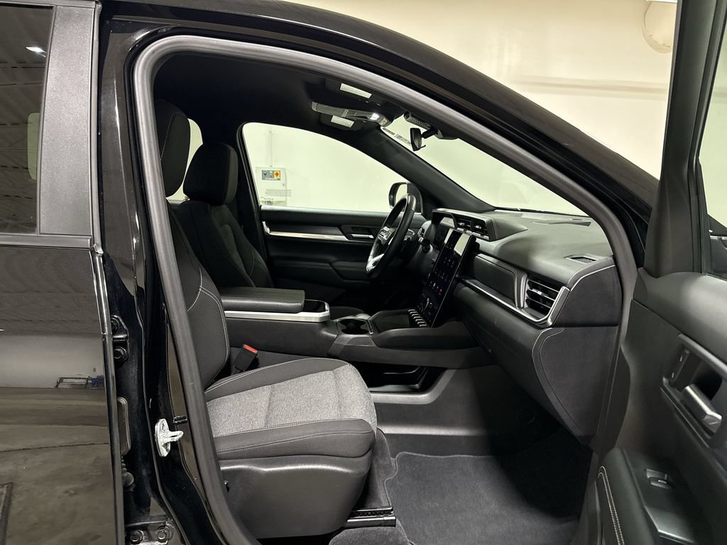 Used 2025 GMC Terrain Elevation AWD/4WD image 22