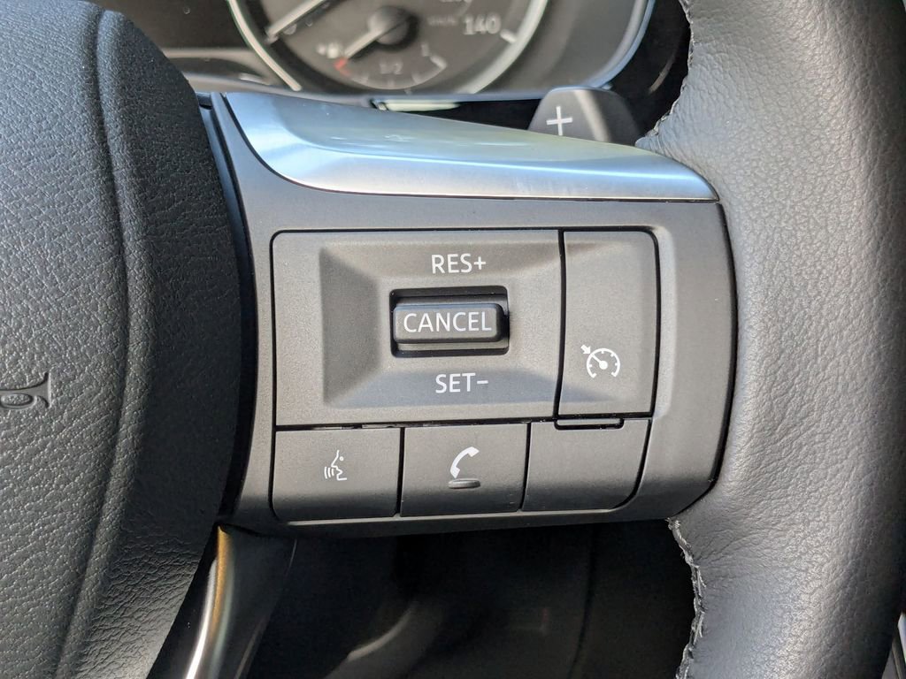 Used 2025 INFINITI QX60 Pure image 17