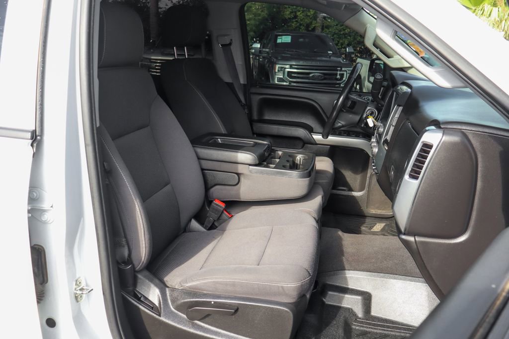 Used 2018 Chevrolet Silverado 1500 LT w/ All Star Edition AWD/4WD image 44