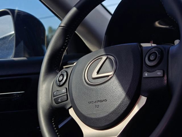 Used 2015 Lexus IS 250 RWD image 16