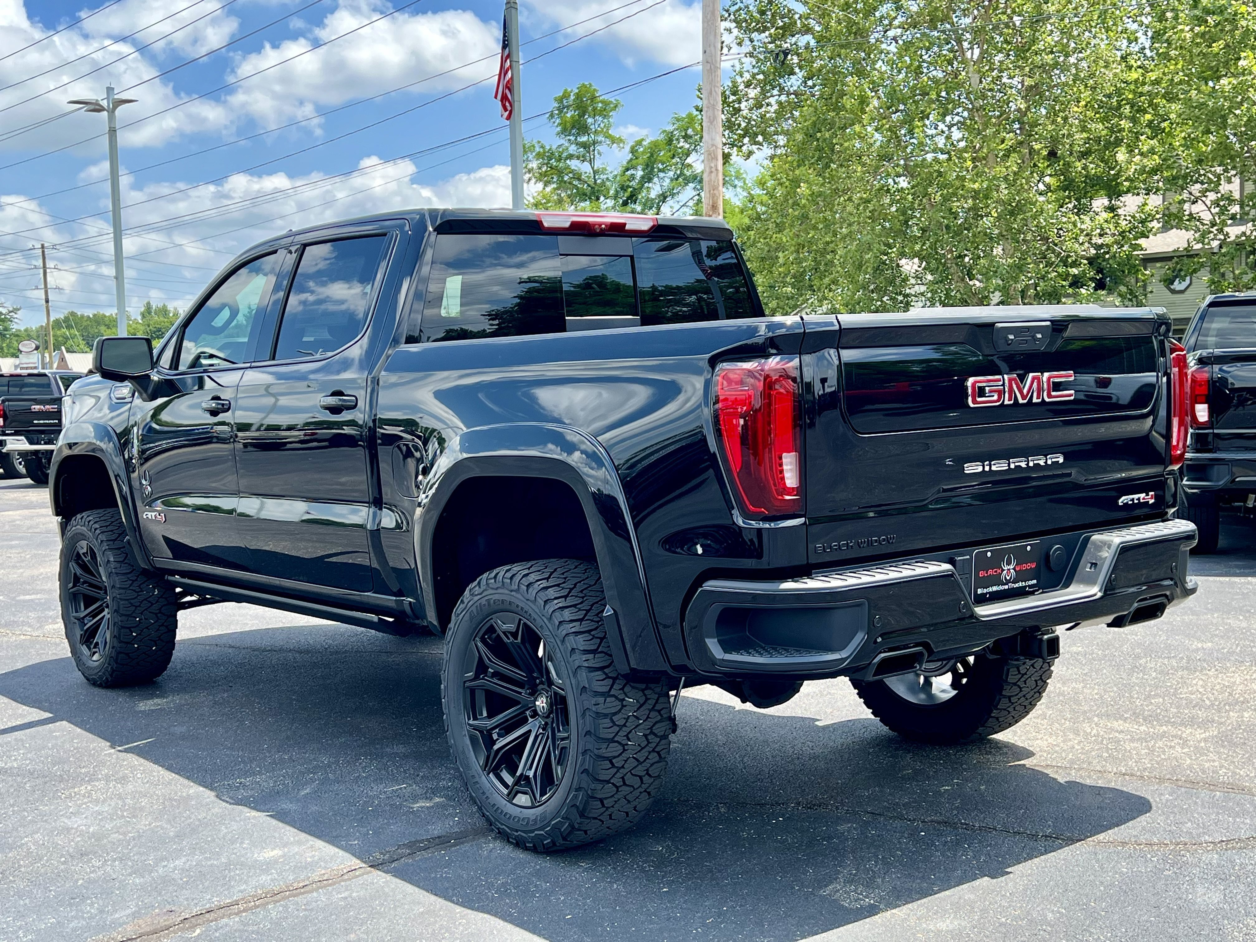 New 2026 GMC Sierra 1500 AT4 w/ AT4 Premium Package AWD/4WD image 5
