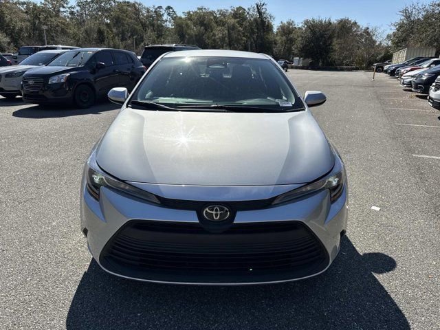 Used 2023 Toyota Corolla LE image 6