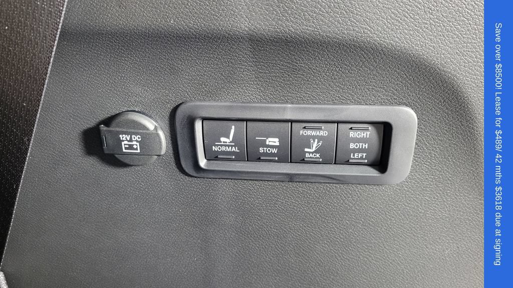 New 2026 Chrysler Pacifica Pinnacle AWD/4WD image 13