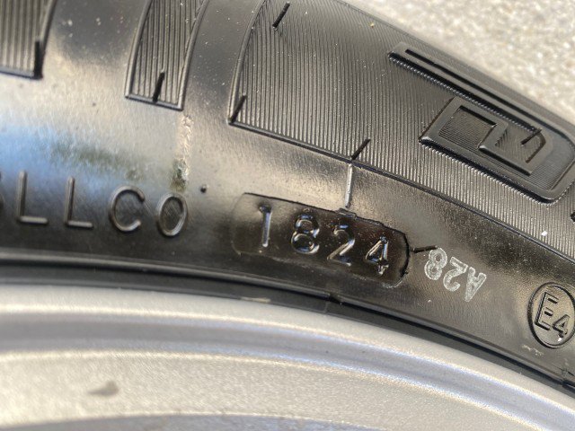 Used 2009 Ford Escape XLS image 28