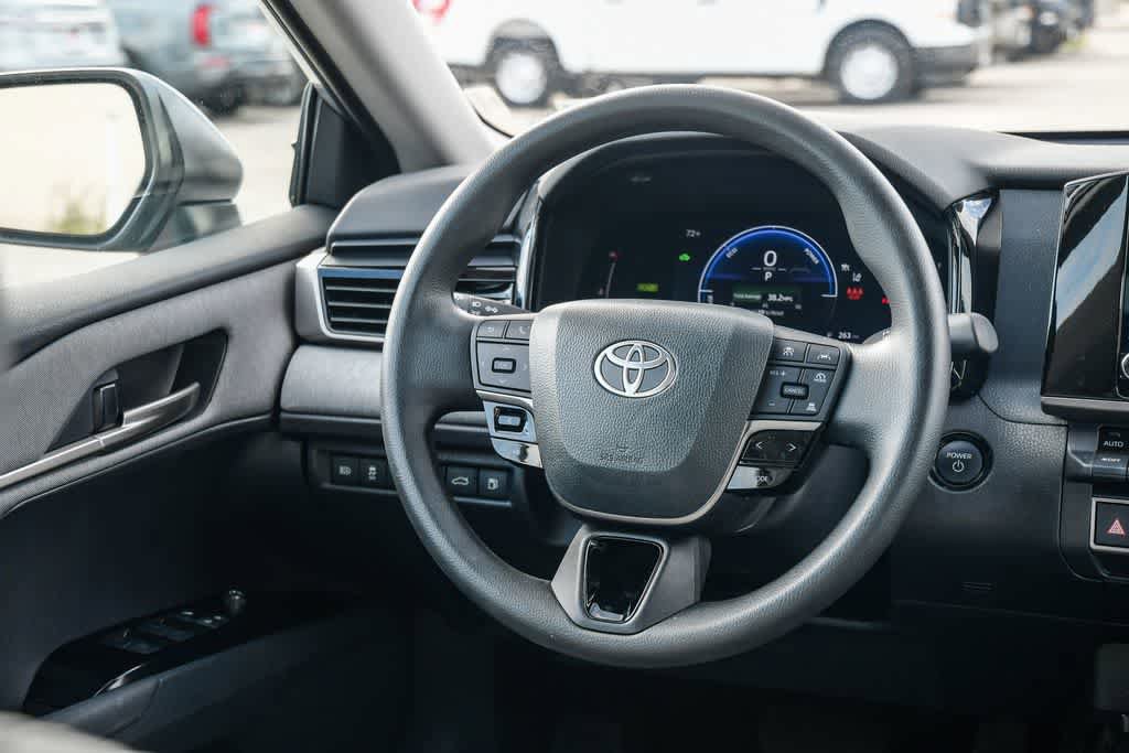 Used 2026 Toyota Camry LE FWD image 12
