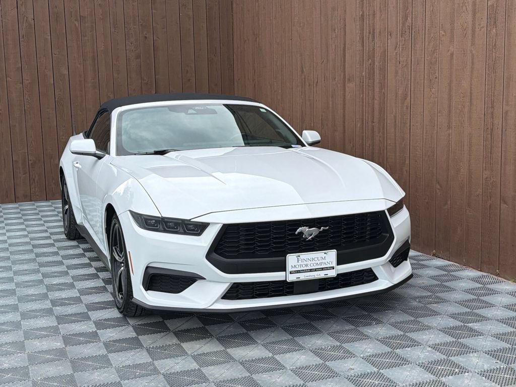 Used 2025 Ford Mustang Premium RWD image 13