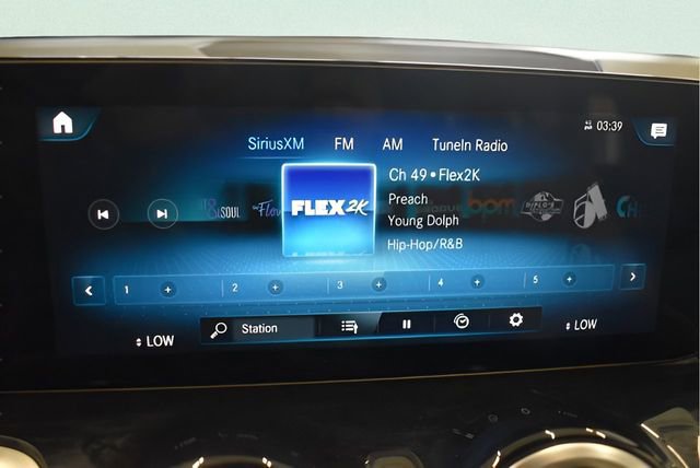 Used 2023 Mercedes-Benz GLB 250 4MATIC image 27