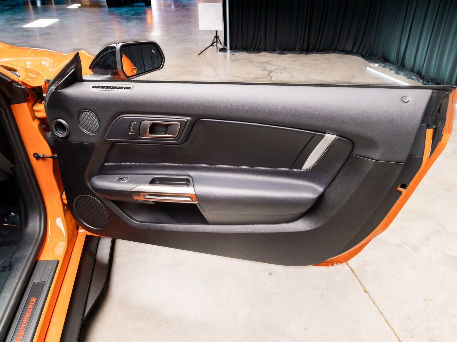 Used 2021 Ford Mustang Shelby GT500 w/ Technology Package image 62