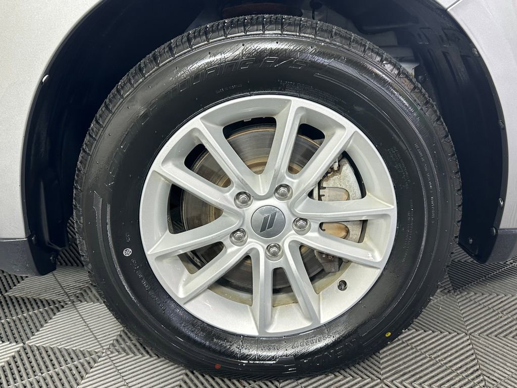 Used 2018 Dodge Journey SXT w/ Safe & Sound Group FWD image 12