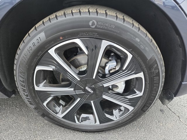 Used 2024 Lincoln Nautilus Reserve w/ Equipment Group 202A image 44