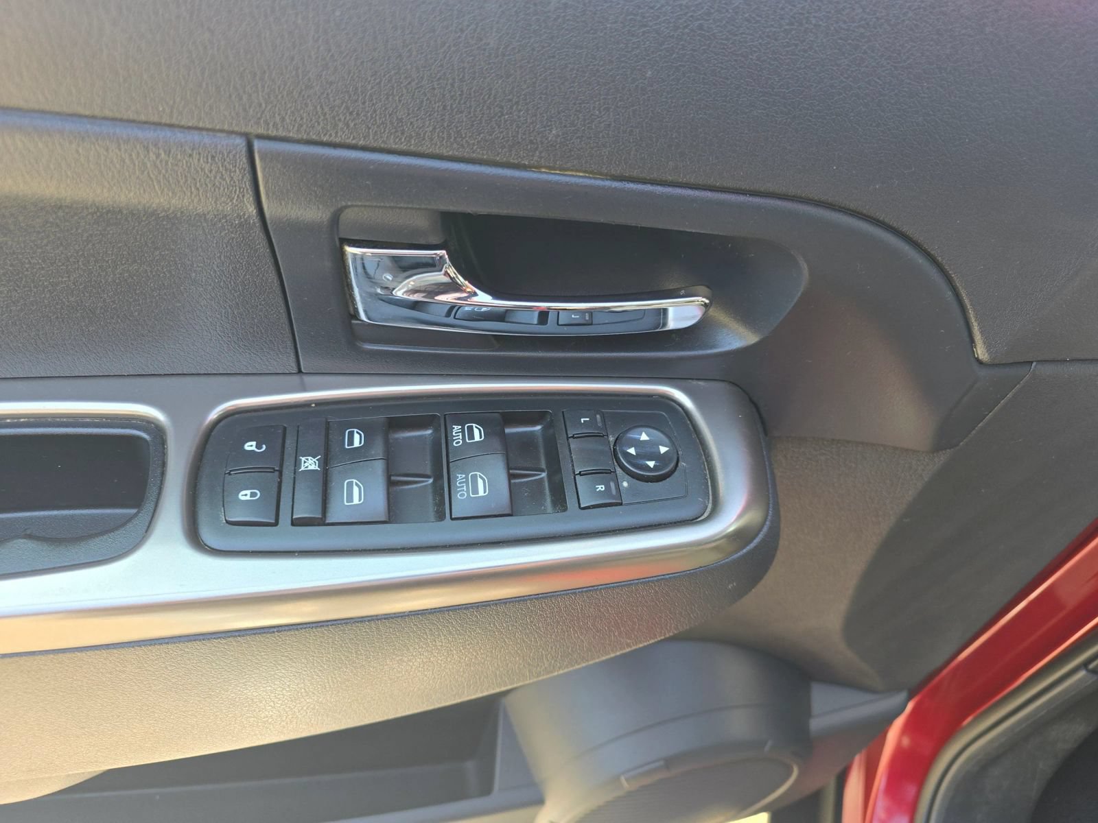 Used 2012 Jeep Liberty Limited Jet AWD/4WD image 18