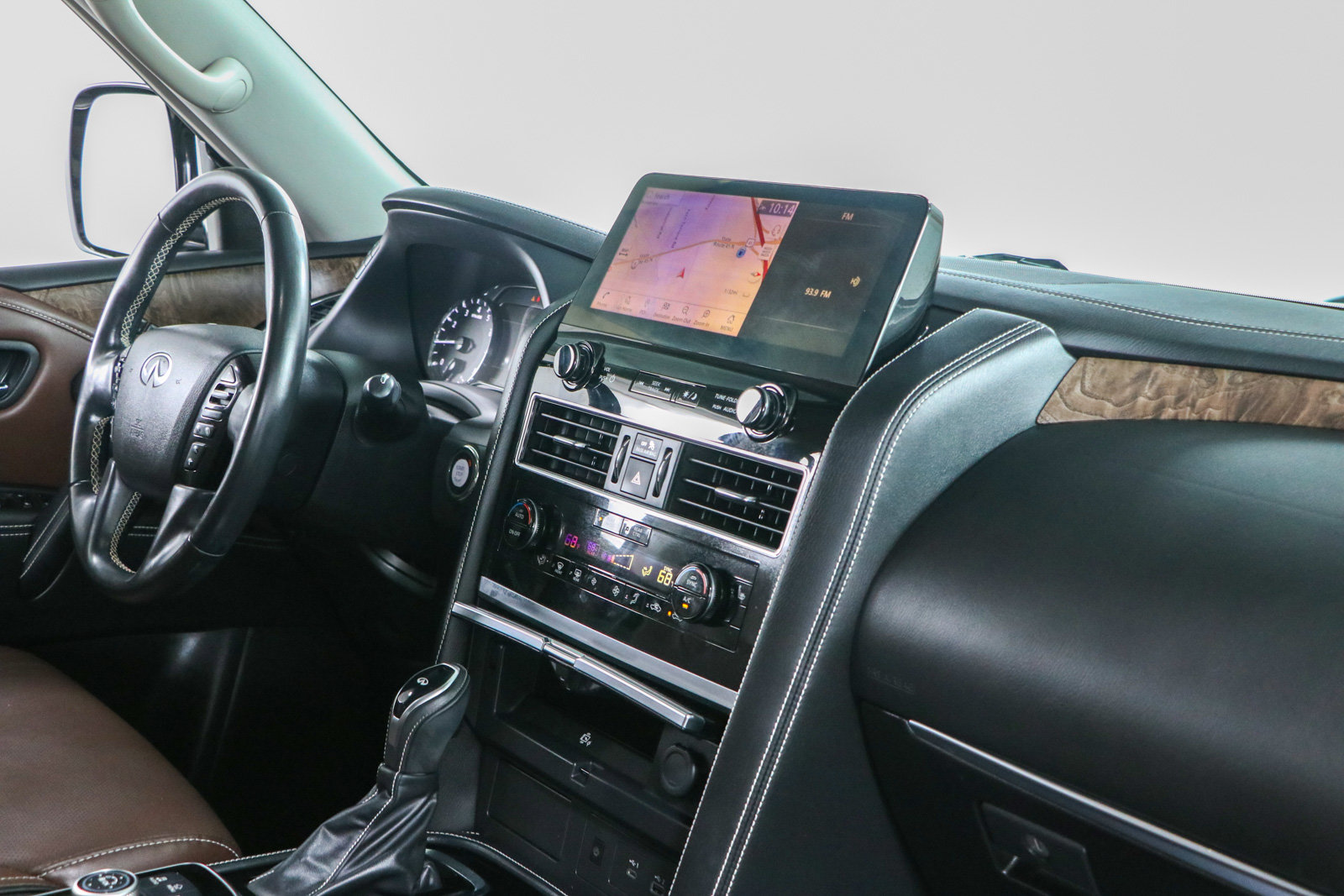 Used 2023 INFINITI QX80 Premium Select w/ Cargo Package RWD image 29