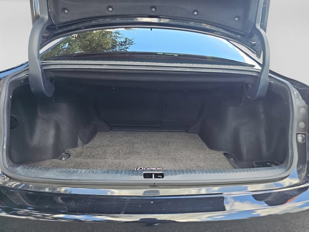 Used 2016 Lexus IS 200t RWD image 26