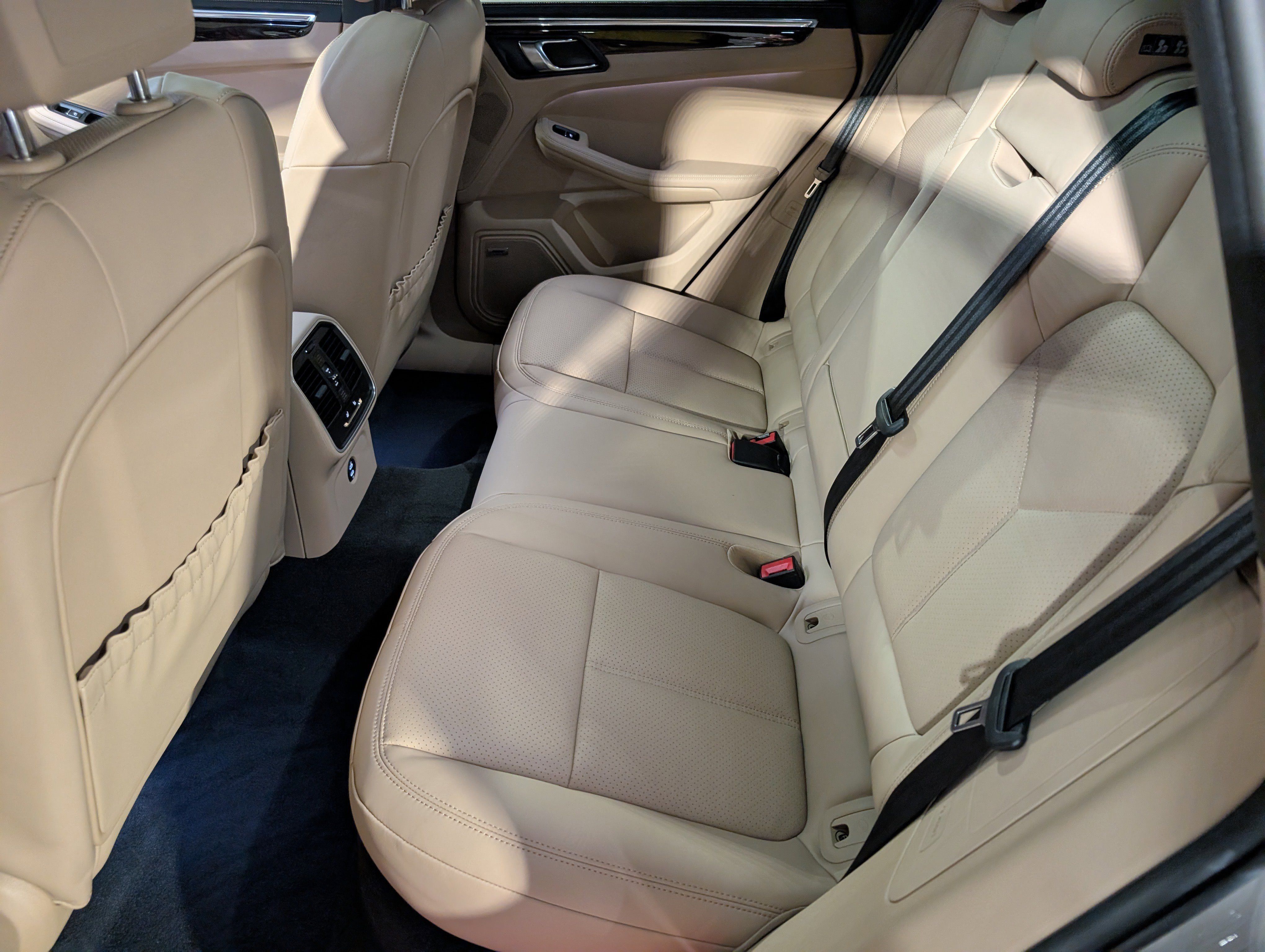 New 2026 Porsche Macan S image 22