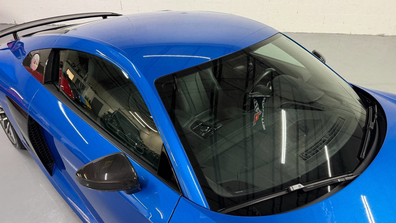 Used 2017 Audi R8 V10 plus w/ Full Leather Package image 6