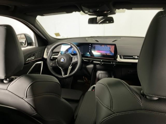 Certified 2025 BMW X2 xDrive28i AWD/4WD image 12