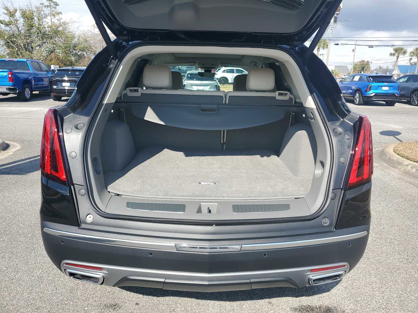 New 2026 Cadillac XT5 Premium Luxury w/ Driver Assist Package image 5