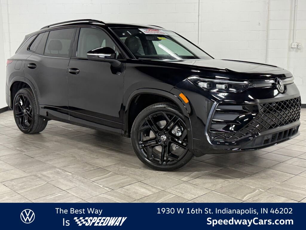 New 2025 Volkswagen Tiguan SE R-Line