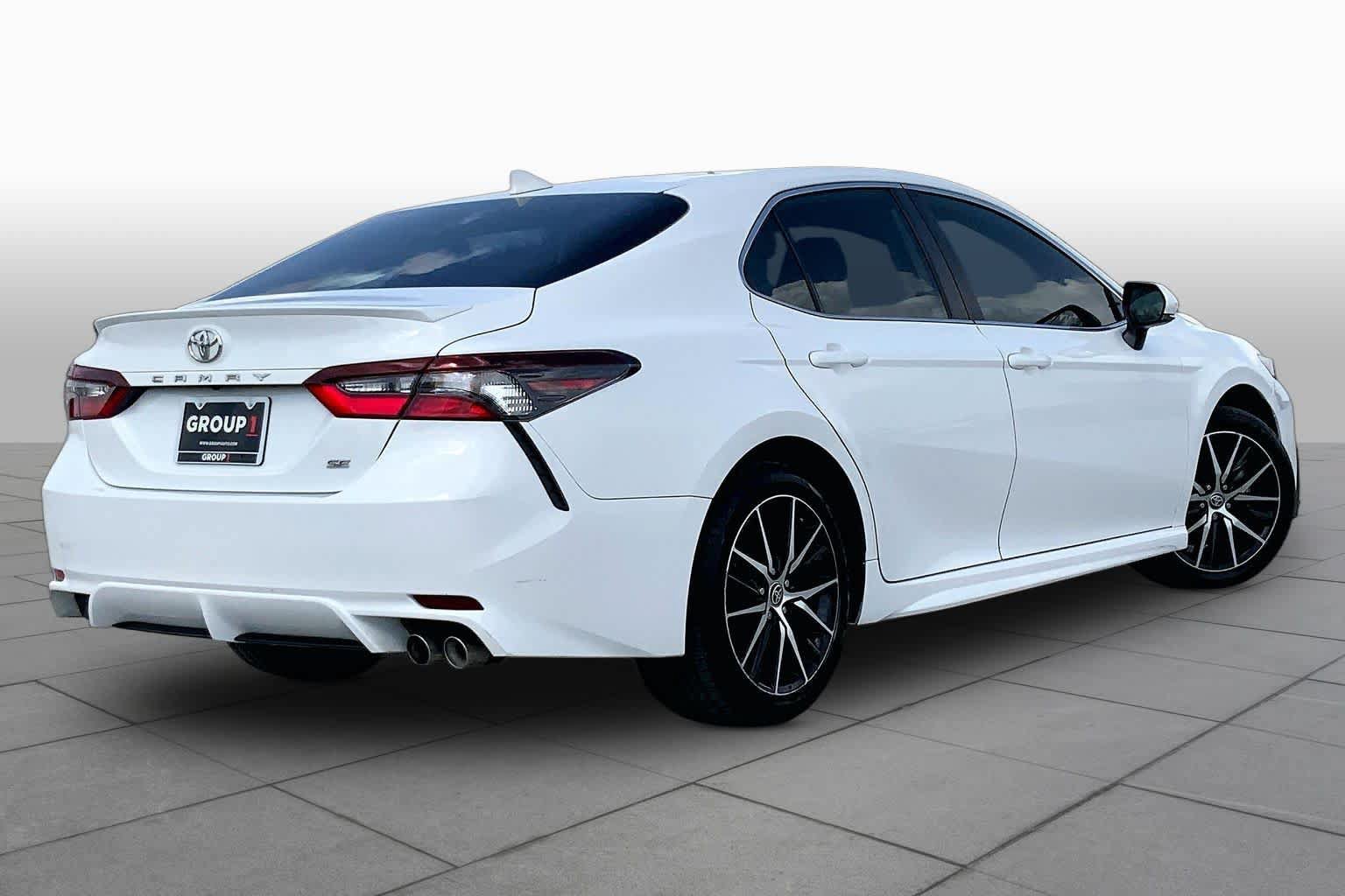 Used 2023 Toyota Camry SE FWD image 13