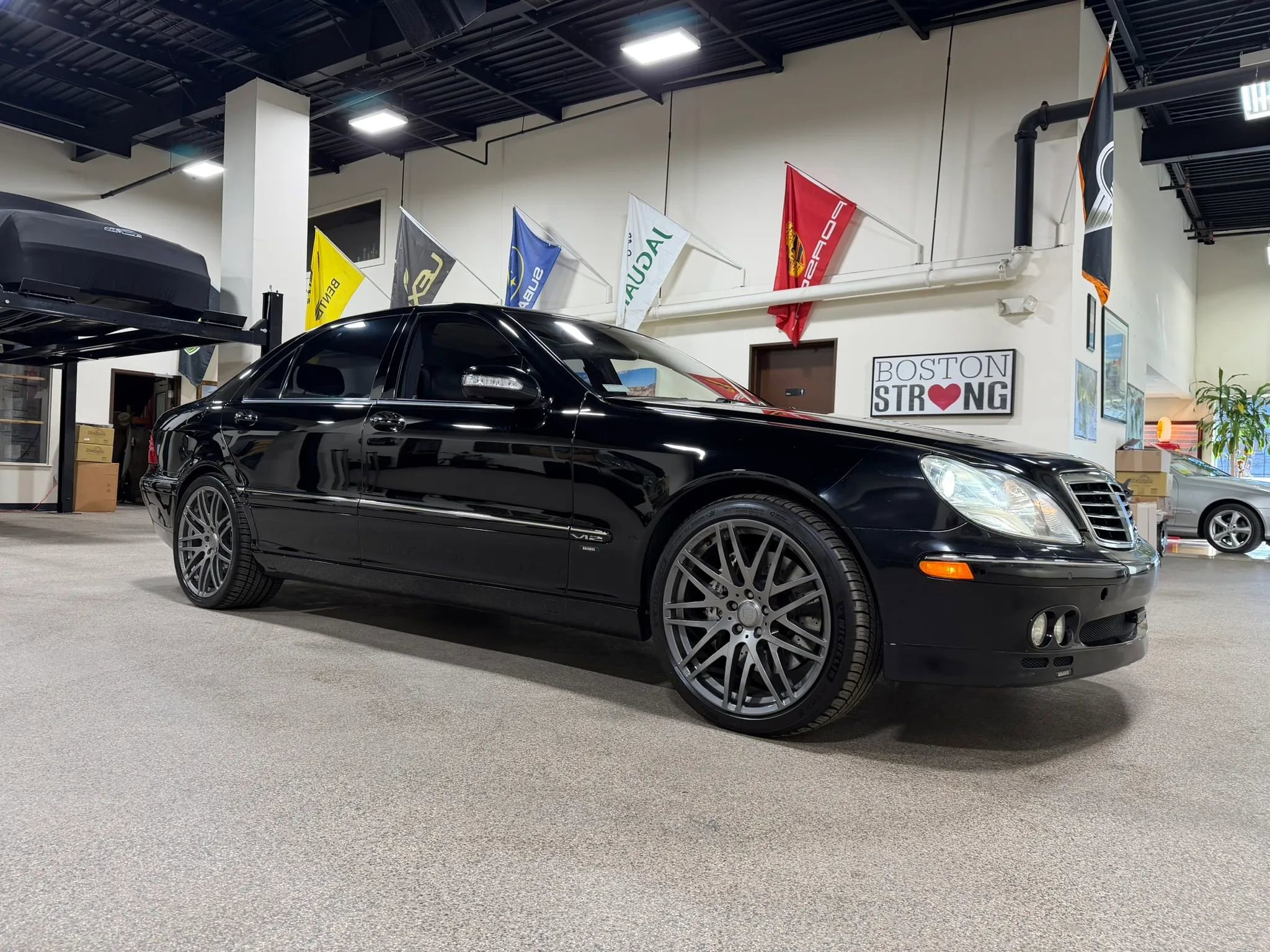Used 2003 Mercedes-Benz S 600 image 4