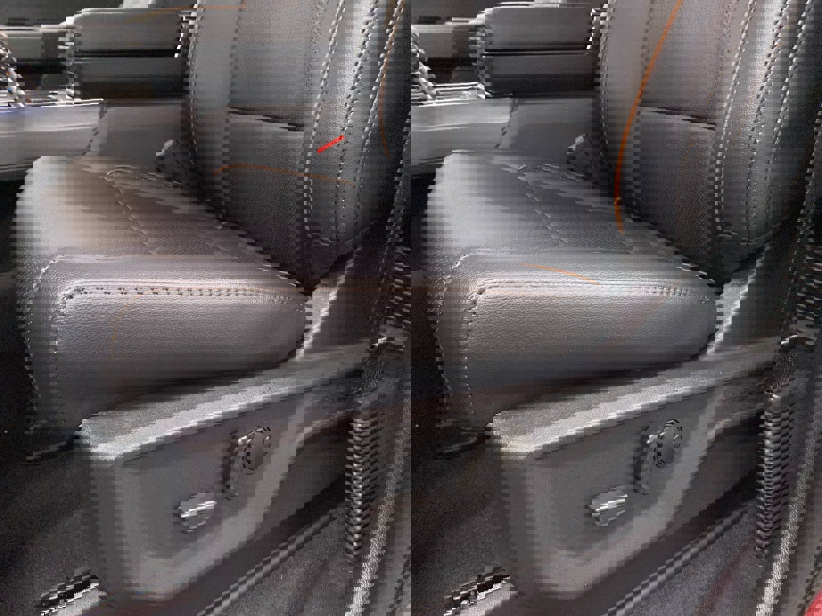 New 2026 Ford F150 Lariat w/ Equipment Group 501A Mid image 24