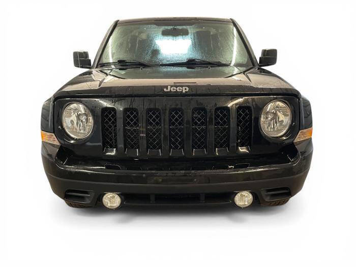 Used 2015 Jeep Patriot High Altitude image 9