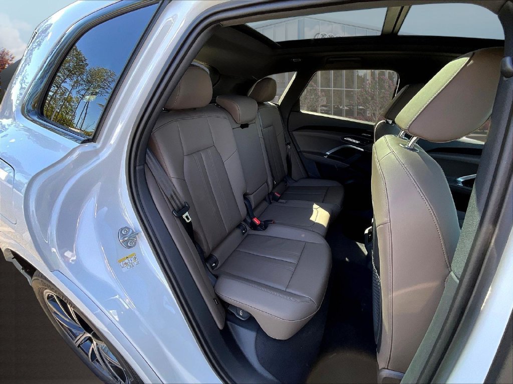 New 2026 Audi Q5 Premium Plus AWD/4WD image 10