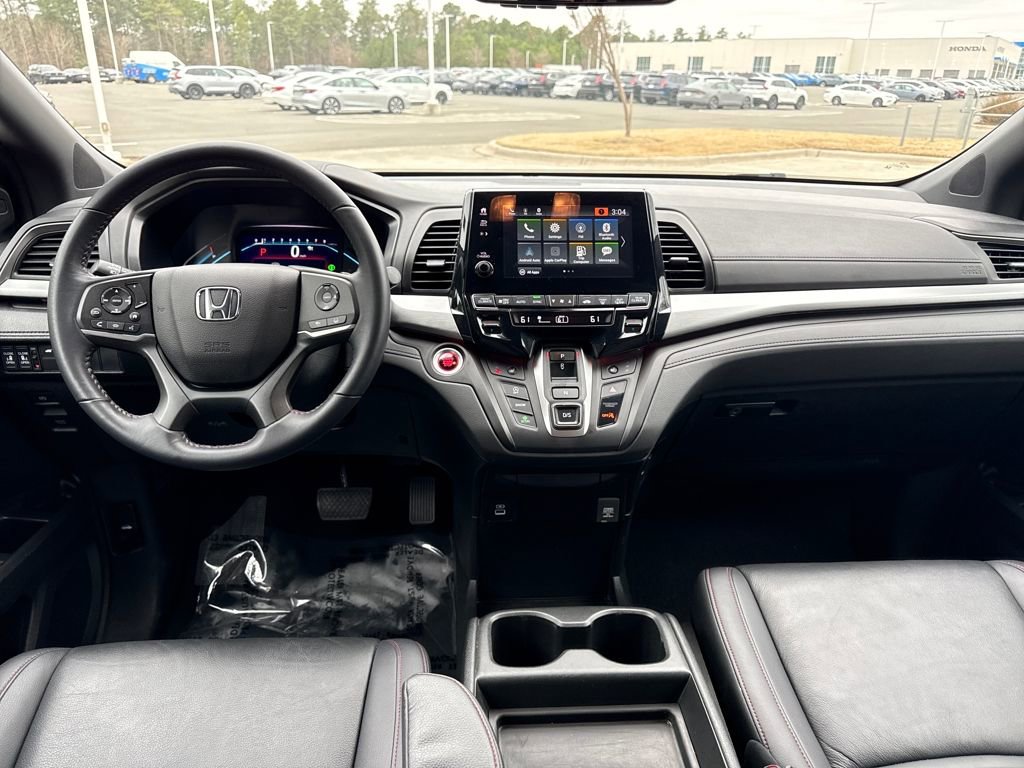 Used 2023 Honda Odyssey Sport image 16