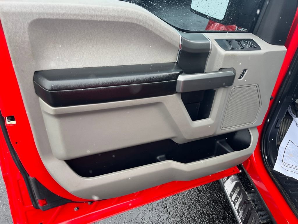 Used 2017 Ford F150 XLT w/ Equipment Group 301A Mid image 18