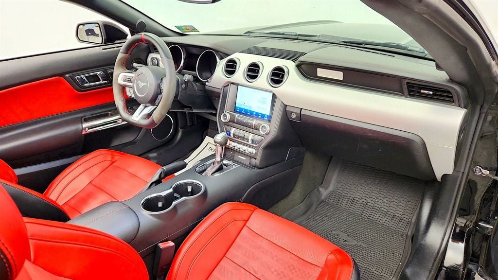 Used 2016 Ford Mustang GT Premium w/ Equipment Group 401A RWD image 25