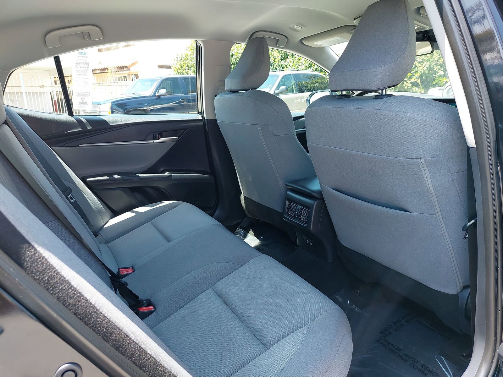 Used 2025 Toyota Camry LE AWD/4WD image 11