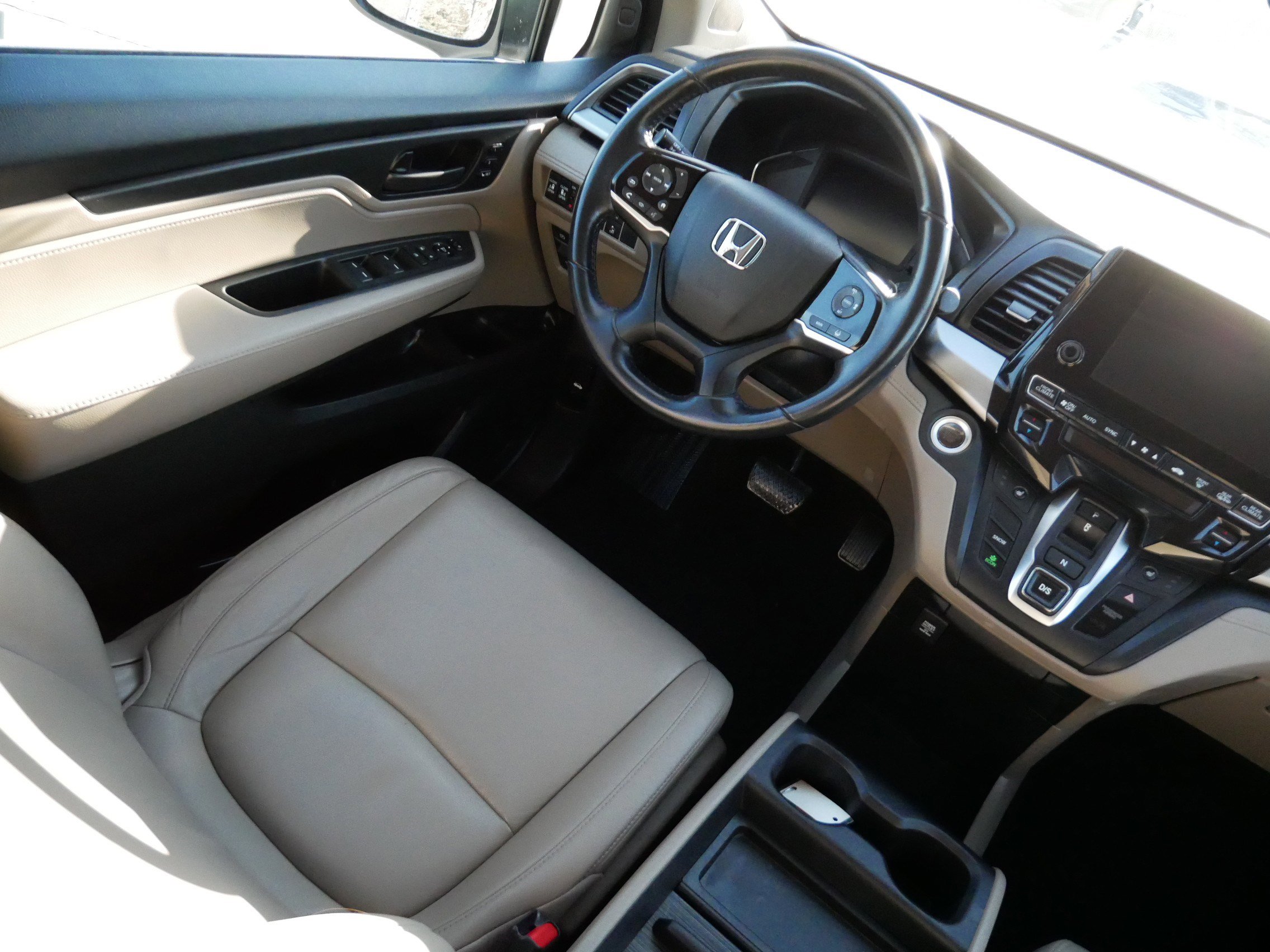 Used 2018 Honda Odyssey EX-L image 9