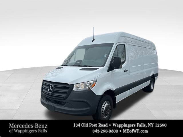 New 2025 Mercedes-Benz Sprinter 4500