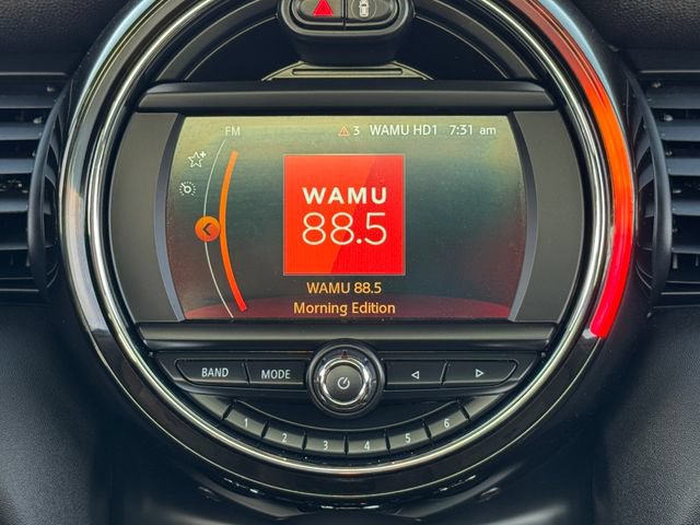 Used 2021 MINI Cooper 4-Door Hardtop FWD image 5
