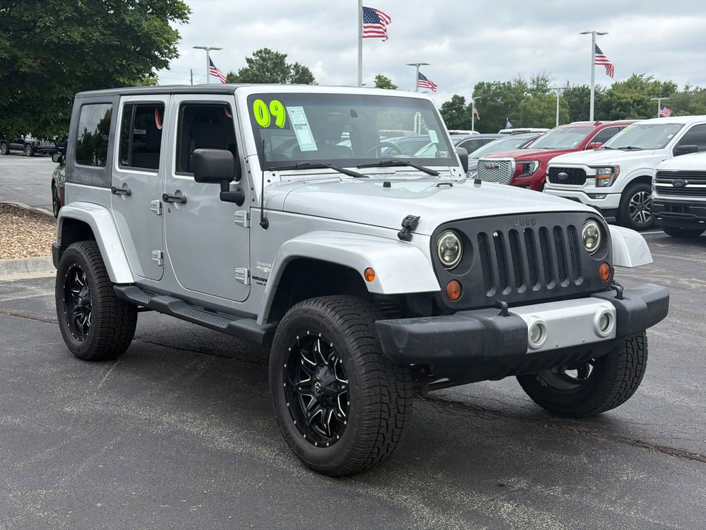 Used 2009 Jeep Wrangler Unlimited Sahara w/ Trailer Tow Group AWD/4WD image 3