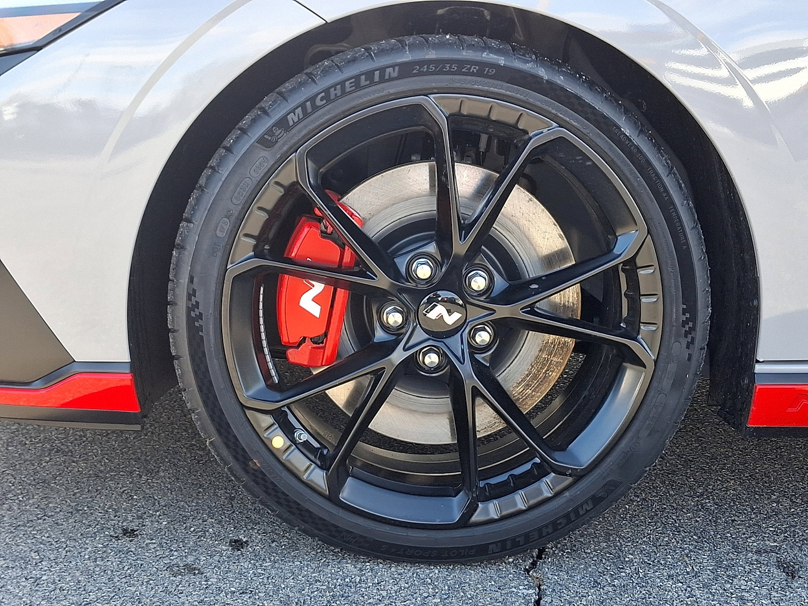 New 2026 Hyundai Elantra N FWD image 18