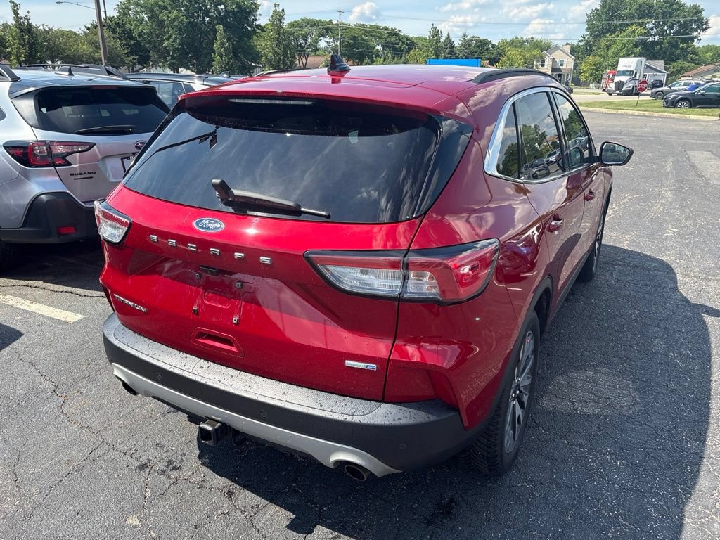 Used 2020 Ford Escape Titanium AWD/4WD image 3