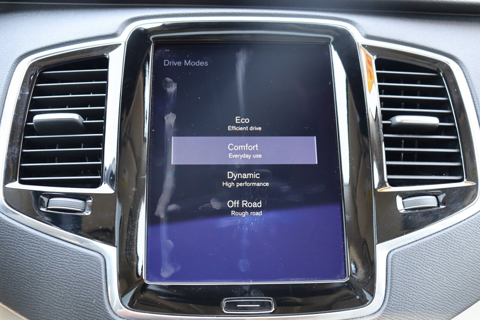 Used 2017 Volvo XC90 T6 Inscription w/ Vision Package AWD/4WD image 28