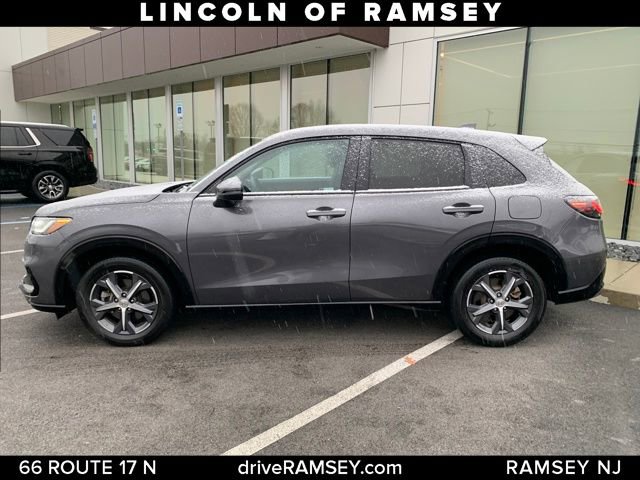 Used 2024 Honda HR-V EX-L image 2