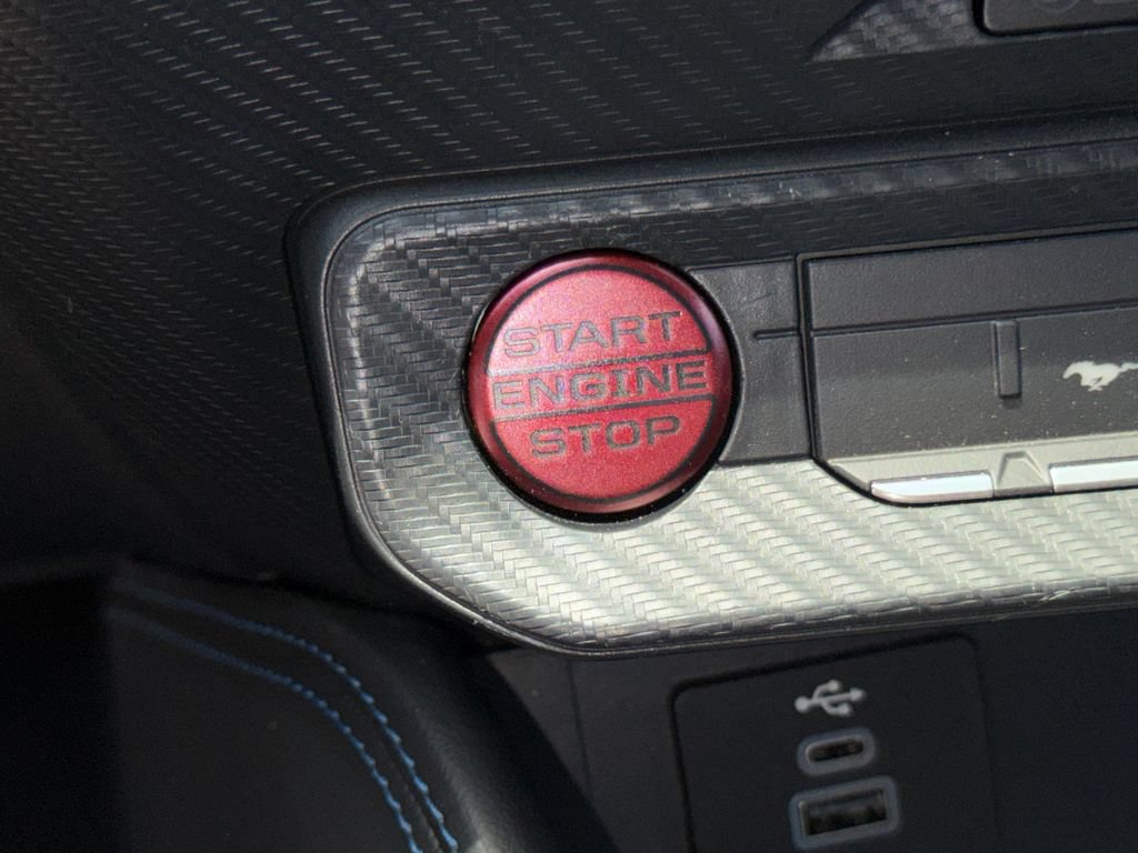 Used 2025 Ford Mustang Dark Horse RWD image 30