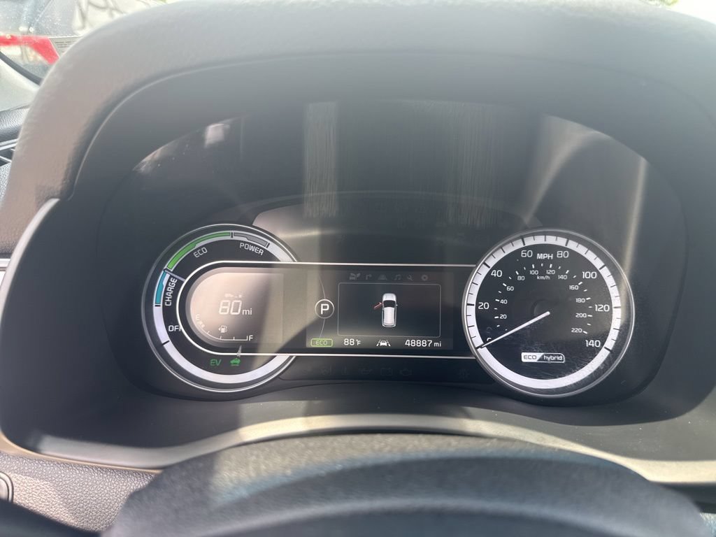 Used 2017 Kia Niro Touring w/ Advanced Technology Package FWD image 15