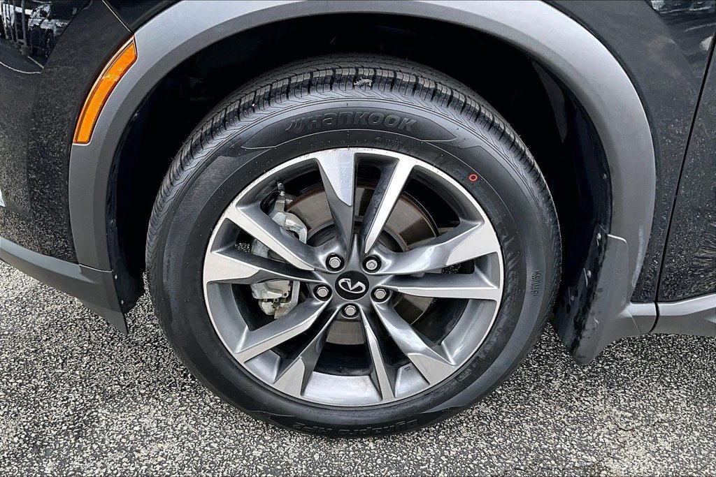 Certified 2025 INFINITI QX60 Luxe AWD/4WD image 11