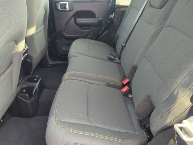 Used 2025 Jeep Wrangler Sport image 21