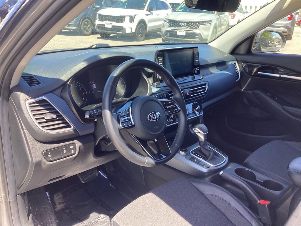 Used 2021 Kia Seltos S AWD/4WD image 12