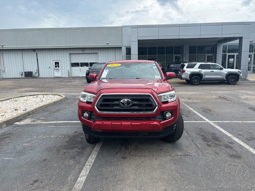 Used 2023 Toyota Tacoma SR5 AWD/4WD image 2
