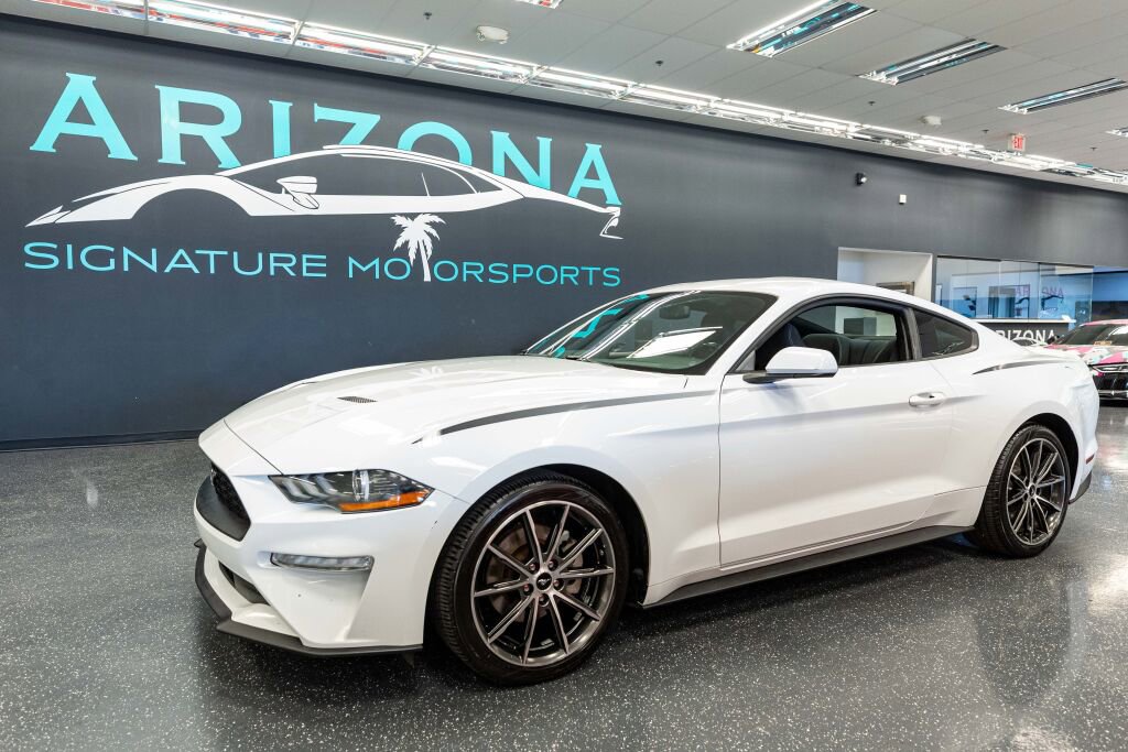 Used 2018 Ford Mustang Coupe w/ Equipment Group 101A RWD image 1