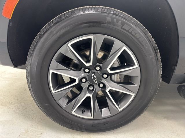 Used 2021 Chevrolet Suburban Z71 w/ Rear Media and Nav Package image 43