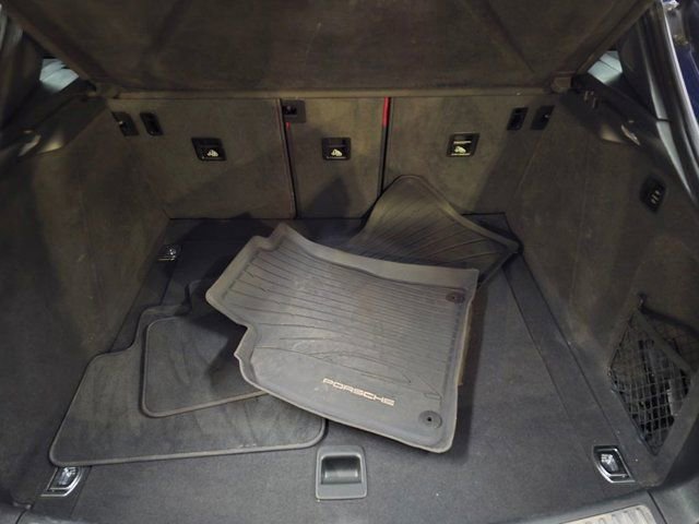 Used 2022 Porsche Macan GTS w/ Sport Chrono Package image 38